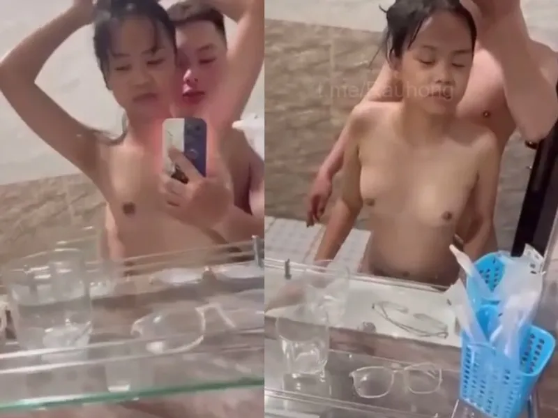Thon gọn em cùng anh bồ quan hệ trước gương quay kỉ niệm
